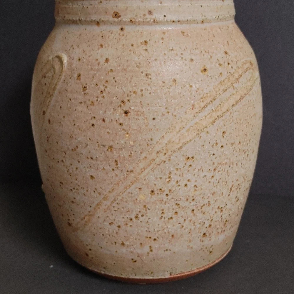 Artisan Ceramic Vase Signed Mary Richardson